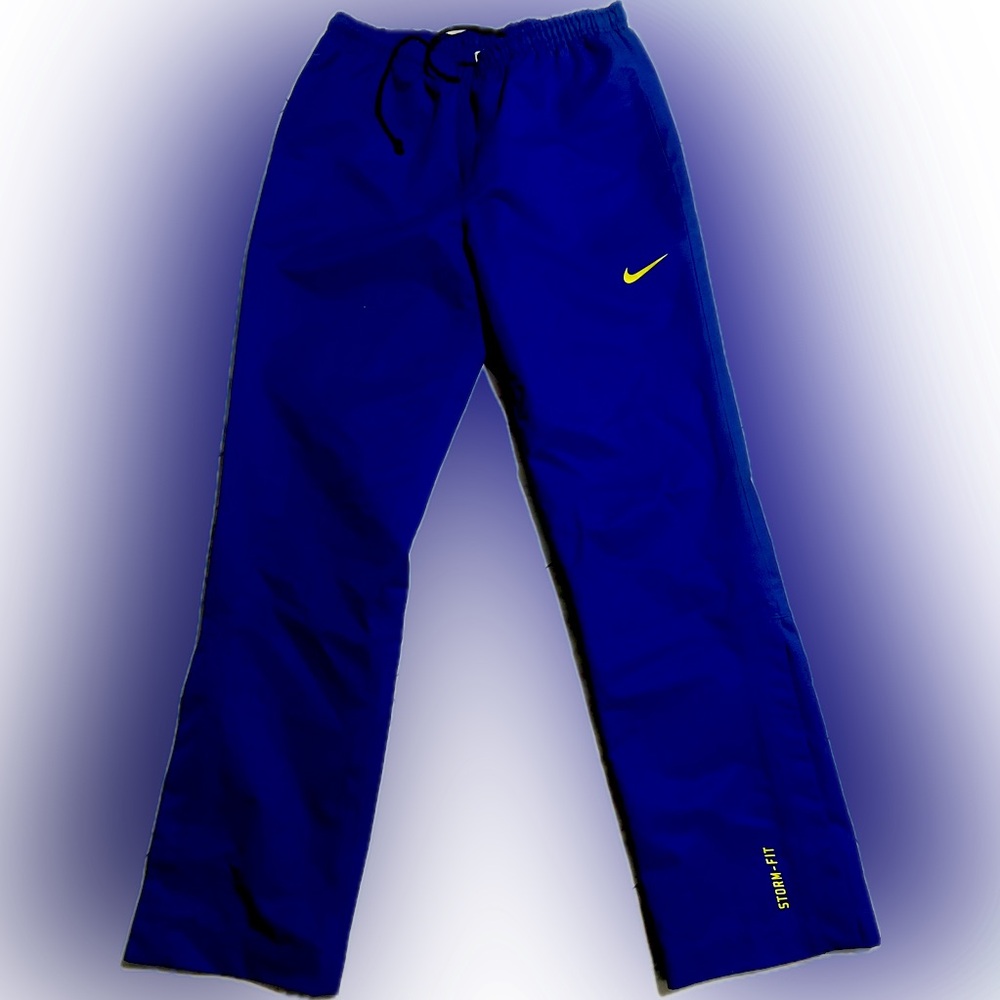 Women’s small storm fit golf pants in blue. Never worn. Offers welcome.